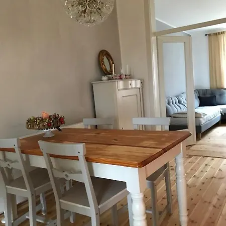 Stadtnest Malchow - Fuer 2-12 Personen In Der Inselstadt - Mecklenburgische Seenplatte Exterior photo